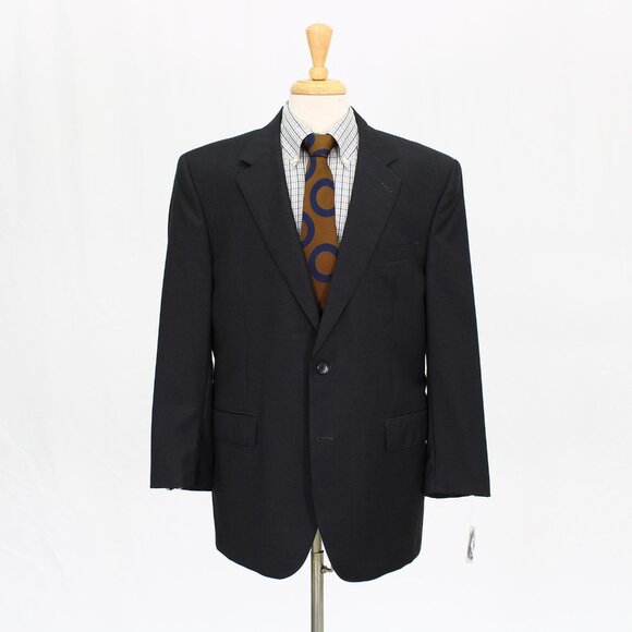 Jos. A. Bank 43R 37x28 Gray Solid Two Button Full Suit R017 - Picture 6 of 14